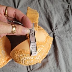 Victoria Secret Bra